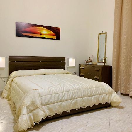 Monfenera Apartment 3 Palermo Bagian luar foto