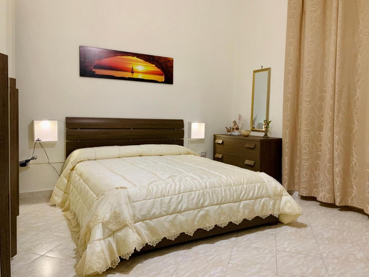 Monfenera Apartment 3 Palermo Bagian luar foto